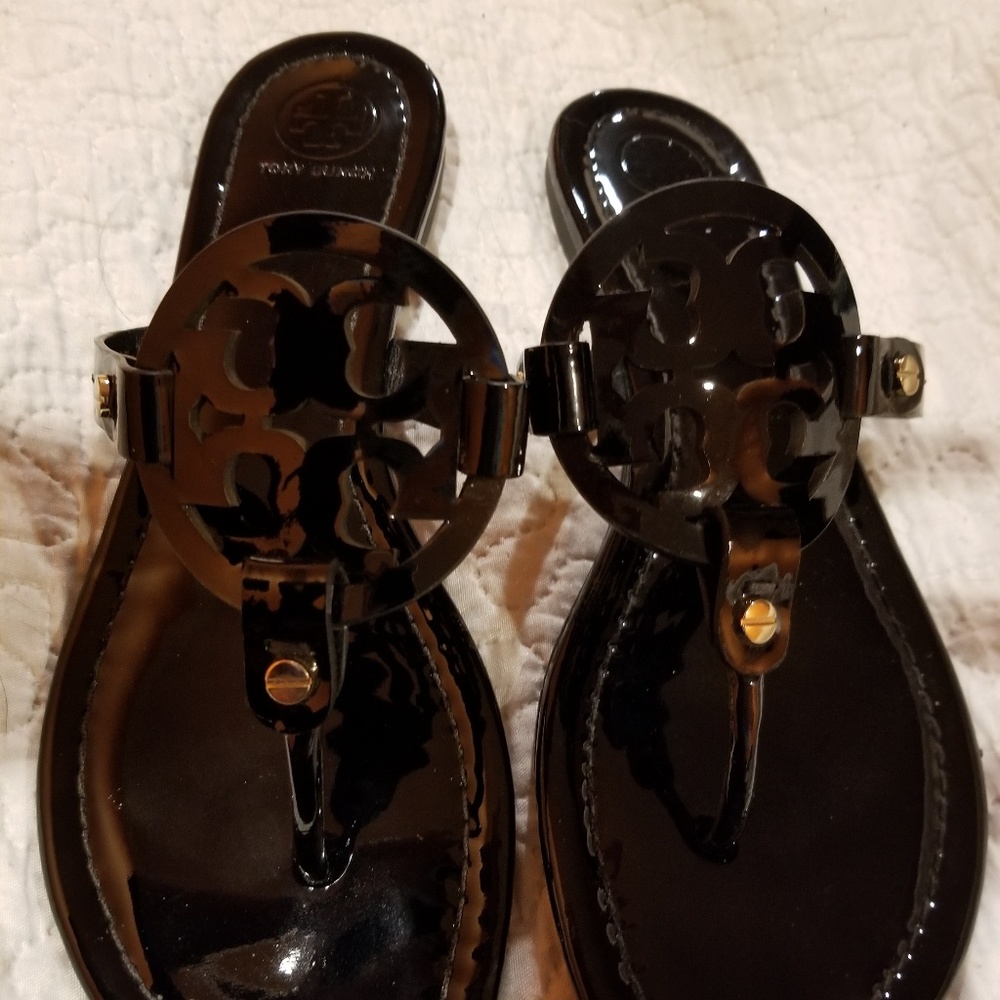 tory burch Miller run sandles size 8